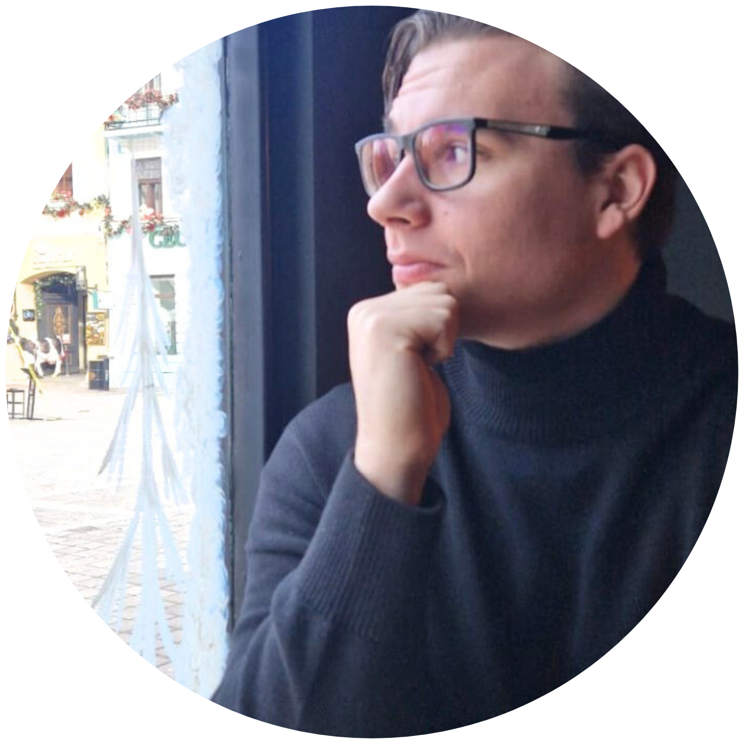 Silviu's picture in a round frame