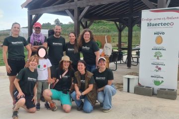Group picture with Lousie (ESC volunteer abroad)